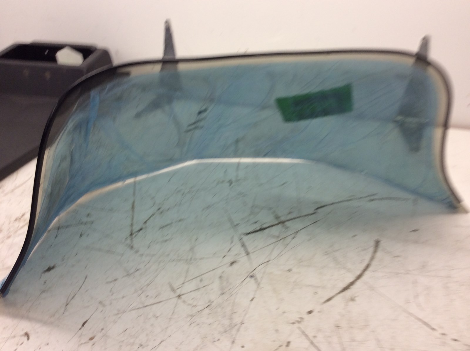 1985 Arctic Cat Windshield Assembly - Image 4