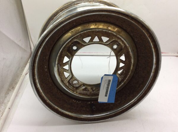 2002 Polaris oem wheel - Image 3