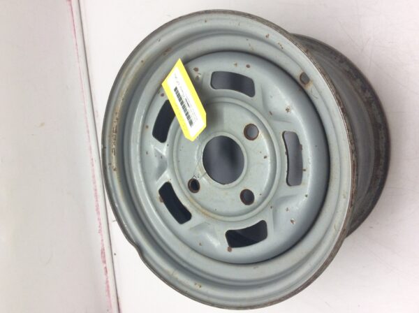 2005 Can-Am Front Rim
