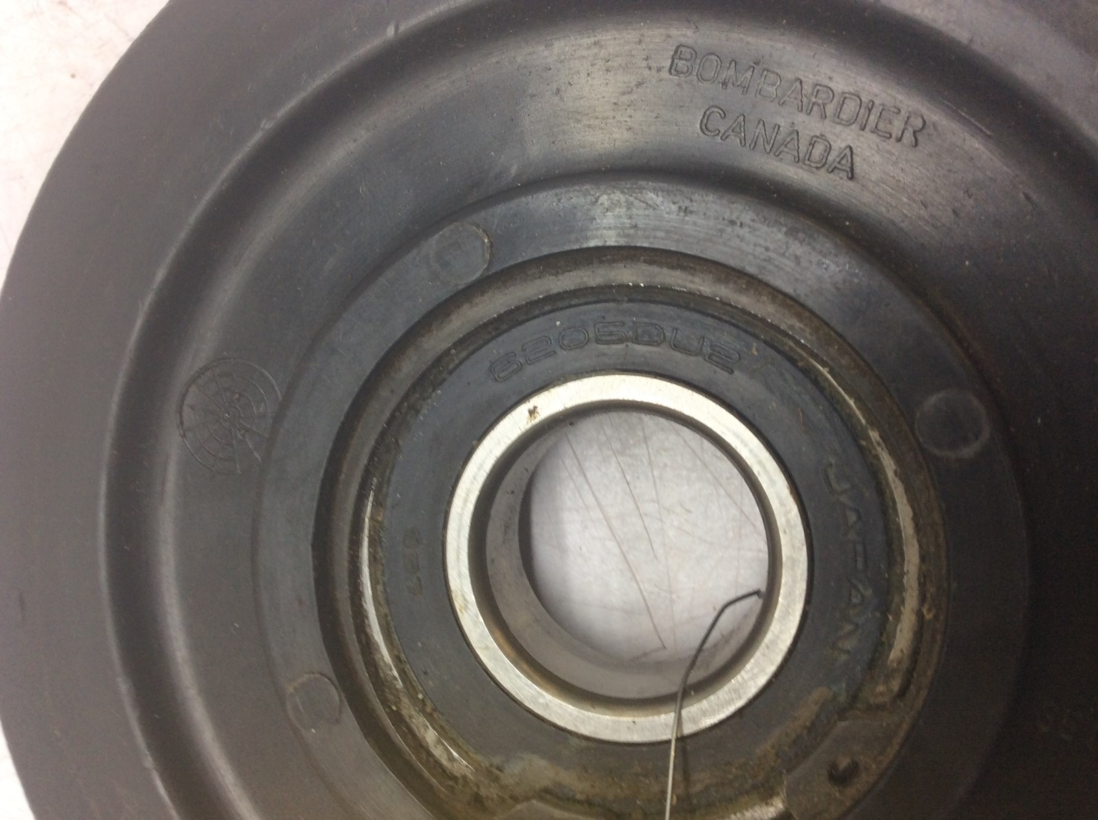 Used Black Idler Wheel - Replaced by # 503191029 - SEE COMMENTS - Image 2