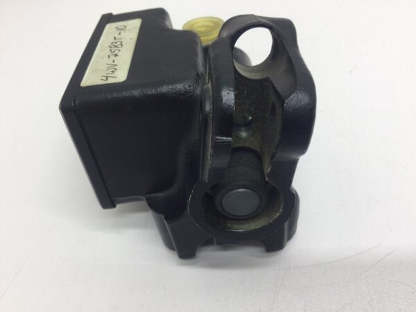 Master Cylinder - Image 4