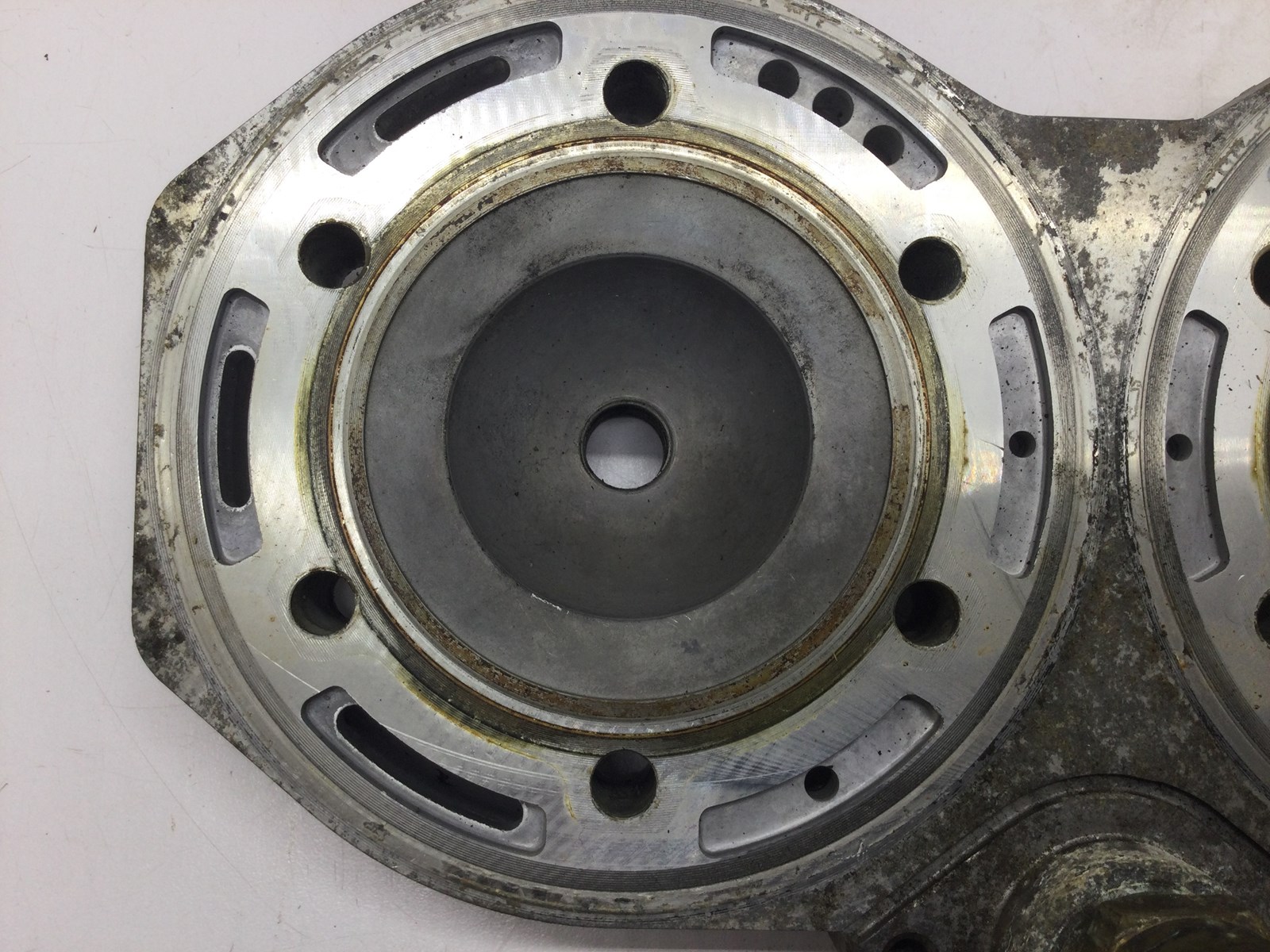 1999 Polaris Cylinder Head - Image 2