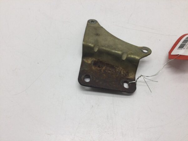 2004 Yamaha Exhaust Mount Plate - Image 4