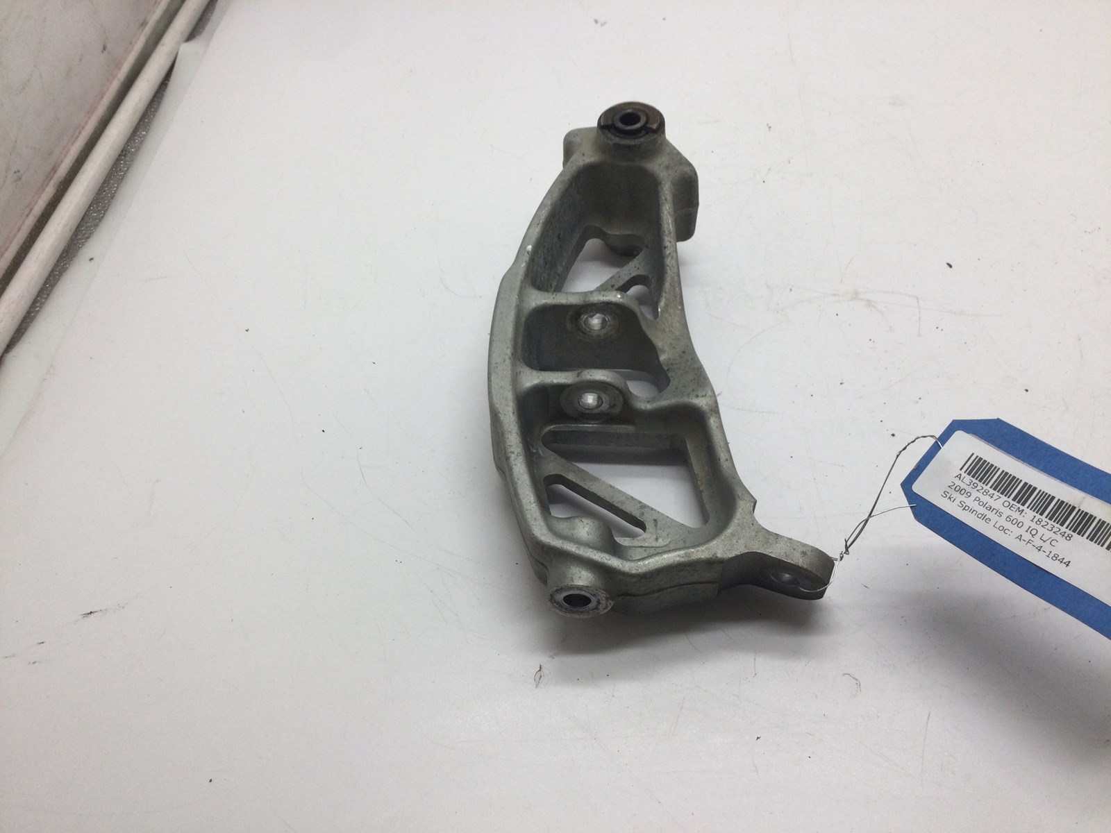 2009 Polaris LH Ski Spindle - Image 4