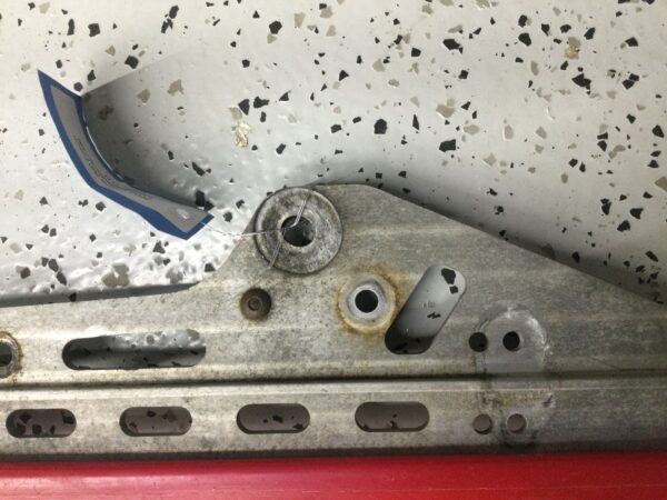2005 Polaris LH Rail w/ Slide - Image 3