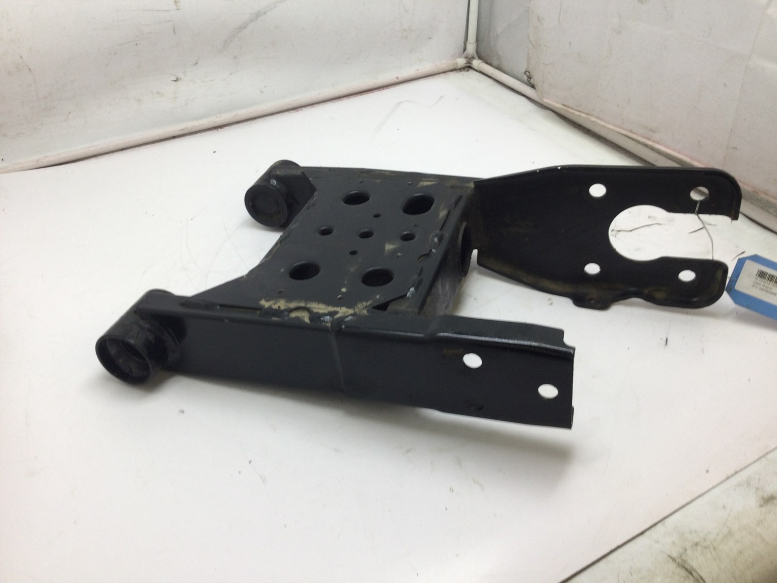 2006 Polaris Swing Arm Assembly - fits Magnum 330 - Image 2