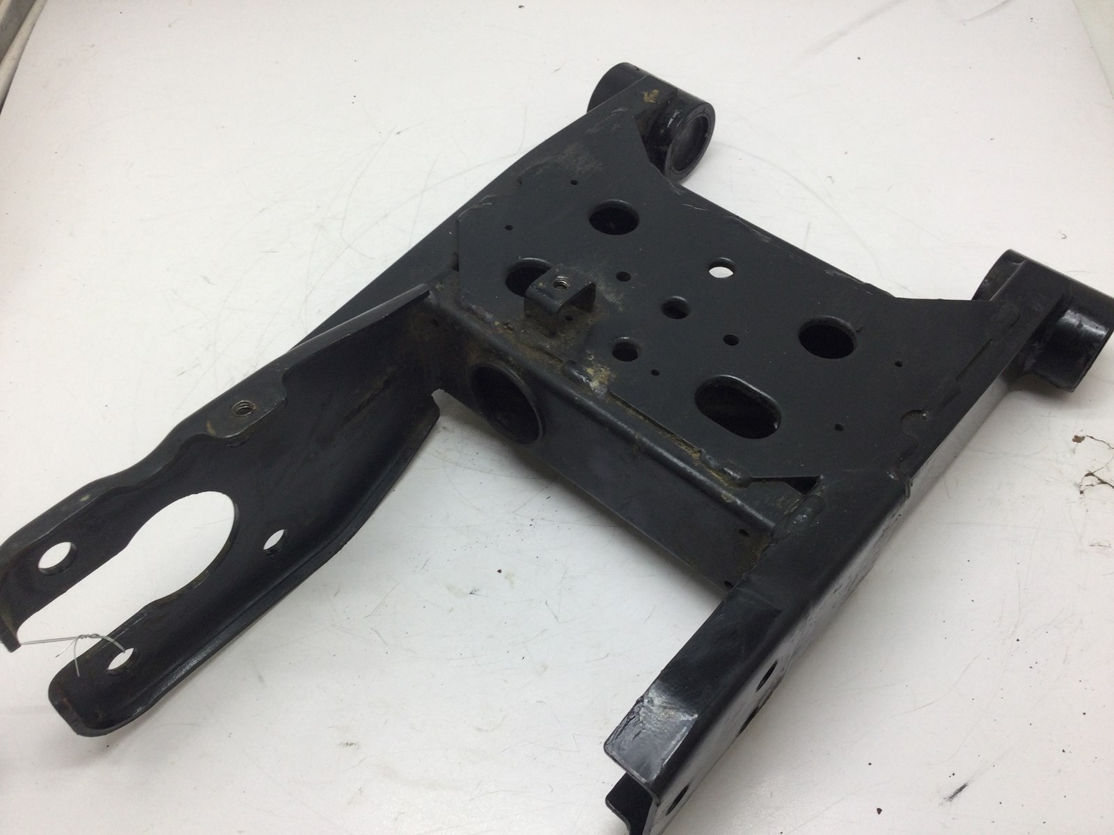 2006 Polaris Swing Arm Assembly - fits Magnum 330 - Image 4