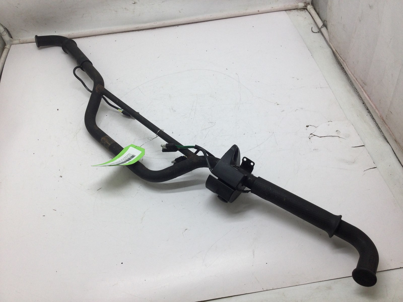 2001 Arctic Cat Handlebar - includes two heated grips.