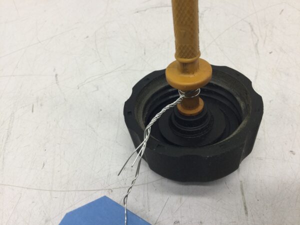 2010 Polaris OIL TANK Dipstick - Image 5