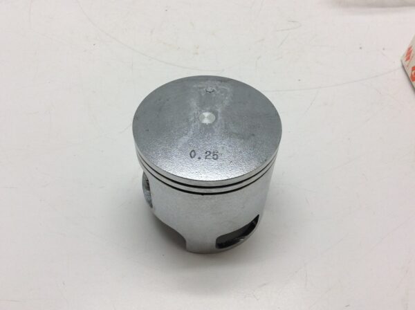 Piston