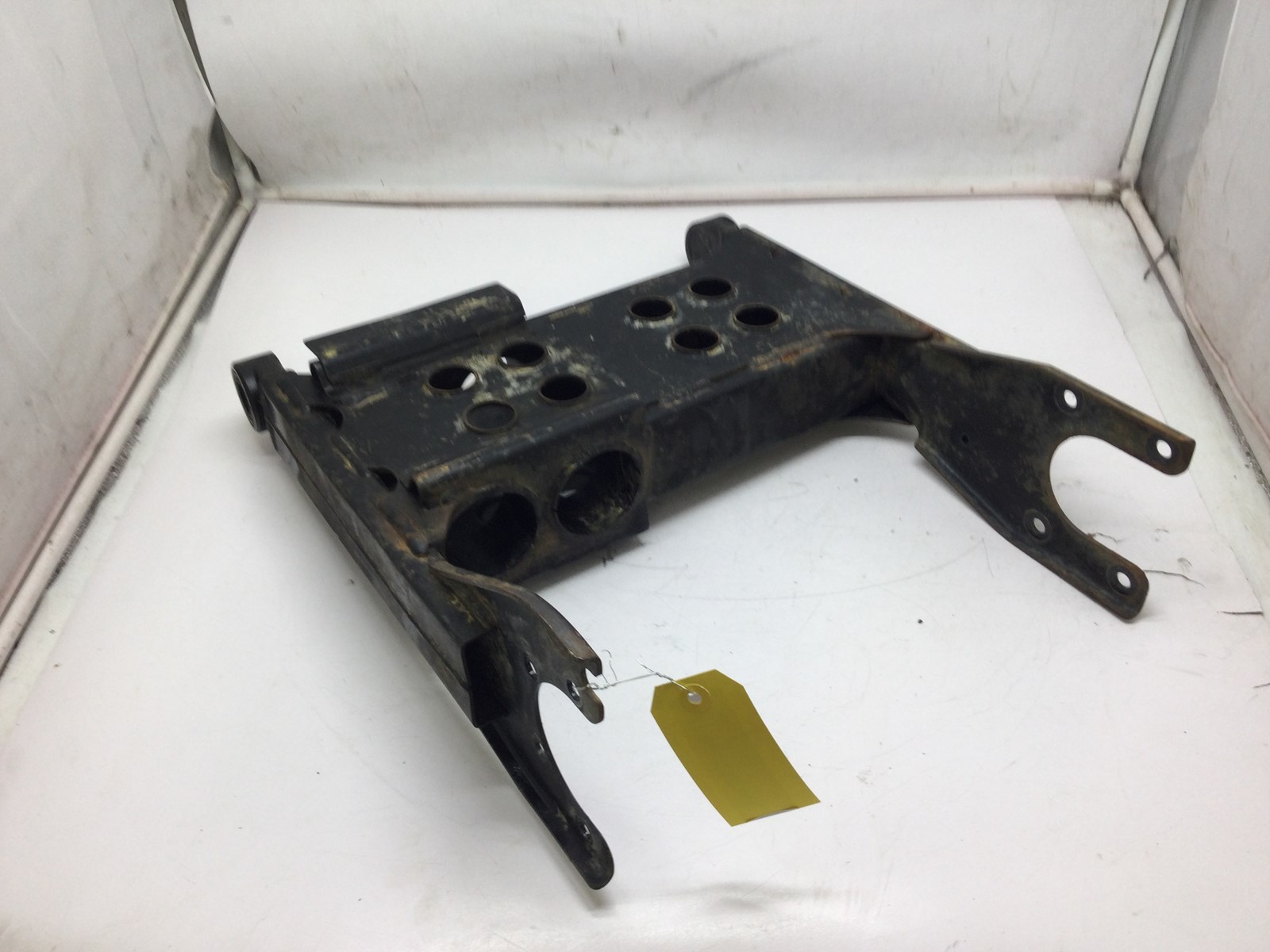 2004 Bombardier Swing Arm