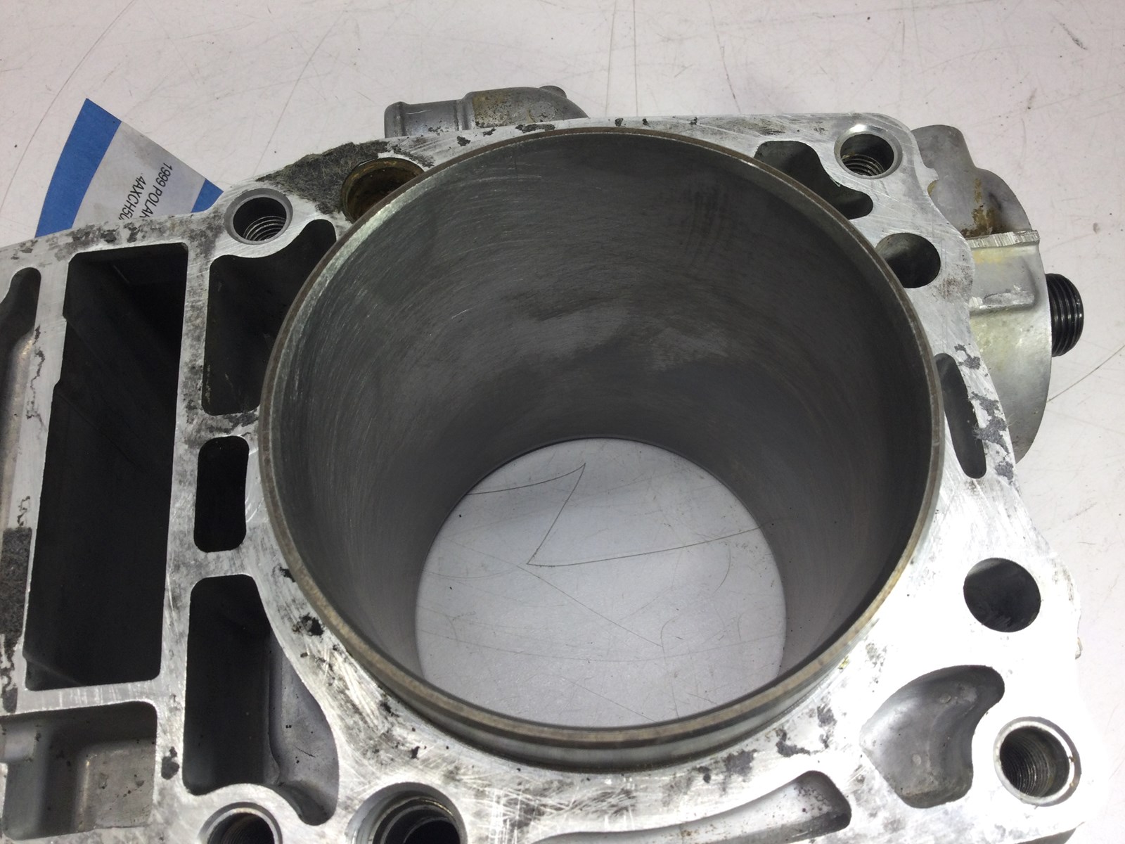 2001 Polaris cylinder - Image 4