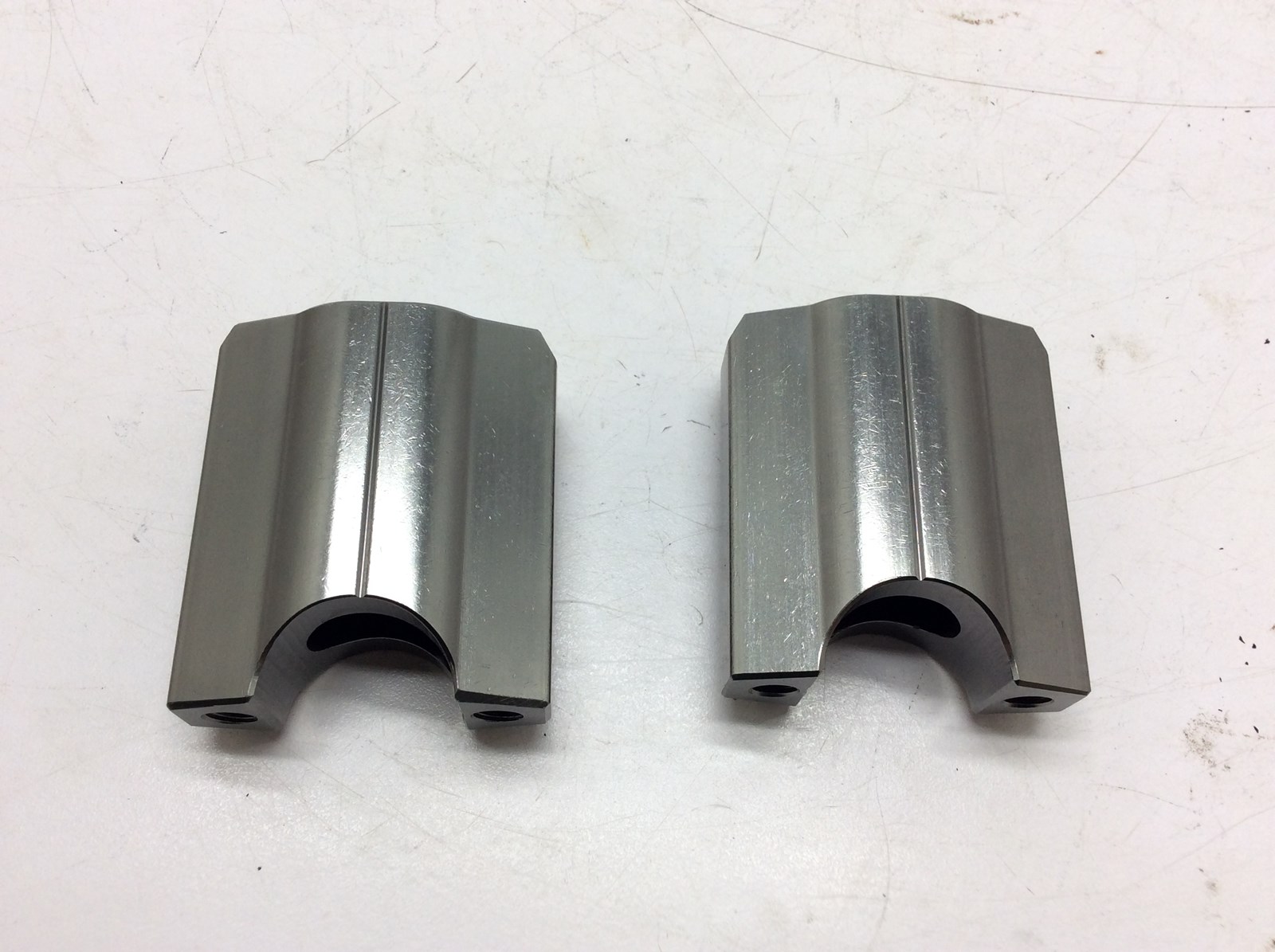 Zeta Handlebar Clamps - Image 2