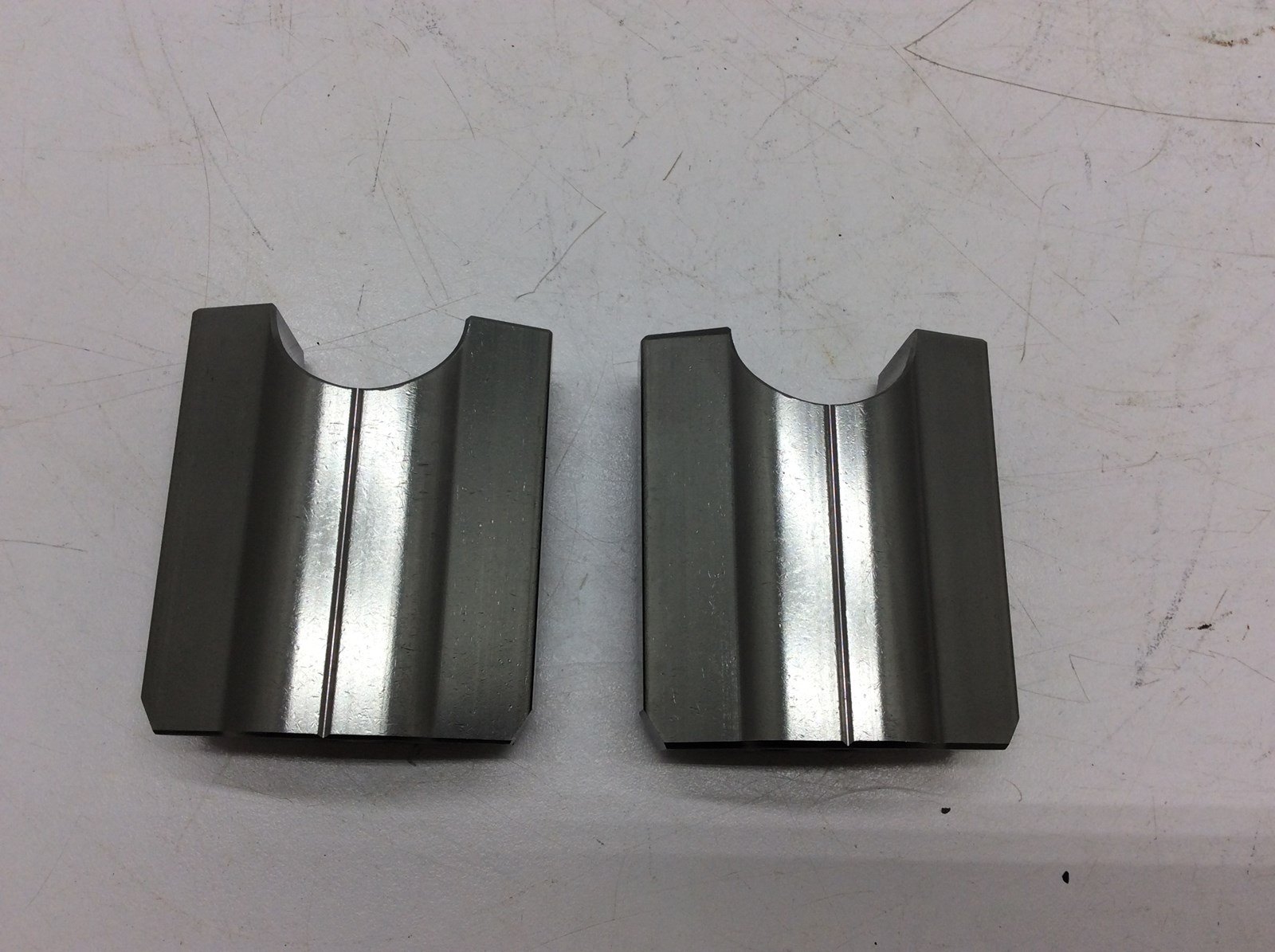 Zeta Handlebar Clamps