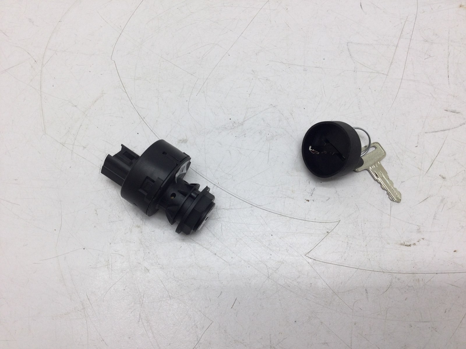 2018 Arctic Cat Ignition Switch W/ Keys - Image 4