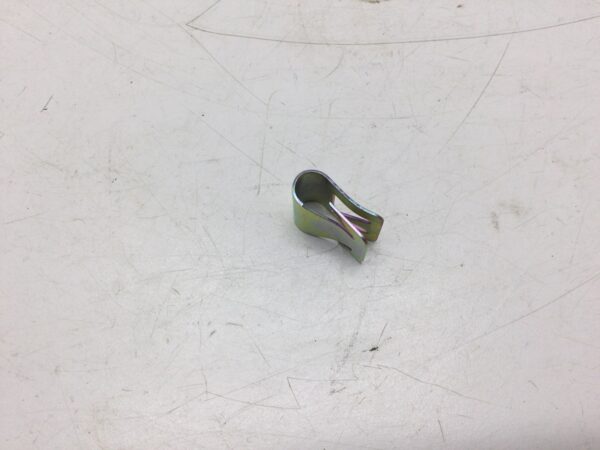 2004 Arctic Cat Fender Mounting Clip - Image 3