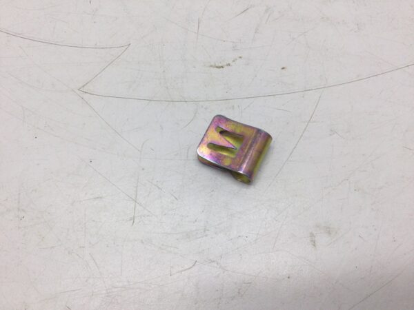2004 Arctic Cat Fender Mounting Clip - Image 4