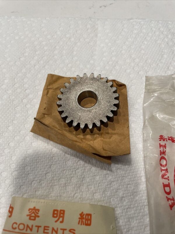1971 Honda Gear 24T Mainshaft Top - Image 2