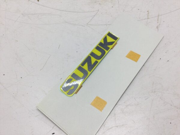 2002 Suzuki 'SUZUKI' Decal - Image 3