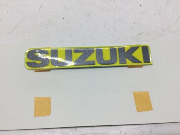 2002 Suzuki 'SUZUKI' Decal