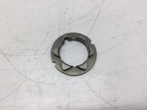 1984 Suzuki Cam Stopper Plate - Image 2
