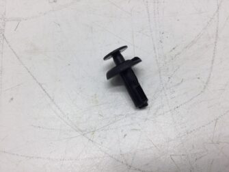 CLIP,FENDER