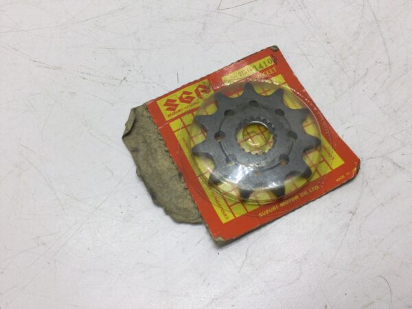 1983 Suzuki Front Sprocket NT:11 - Image 3