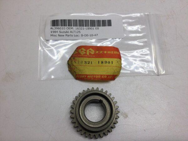 1984 Suzuki Oil Pump Drive Gear - Image 5