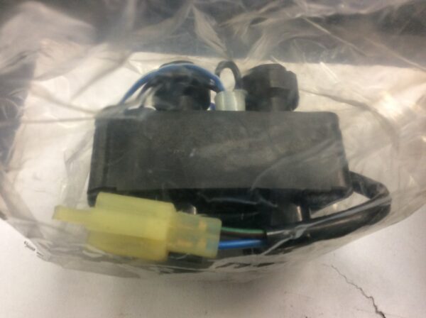 1986 Suzuki Valve Assembly, Seat - Obsolete - Image 4