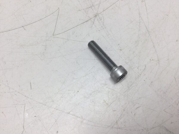 2002 Yamaha BOLT - SOCKET HEAD