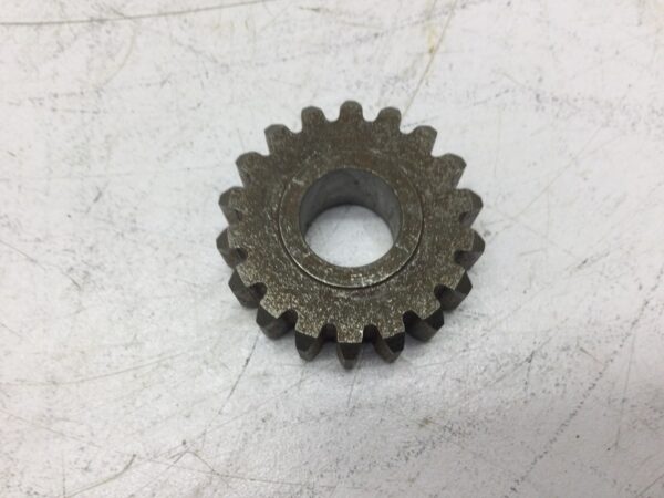 1983 Suzuki 2nd Drive Gear NT:18