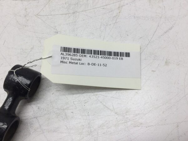1971 Suzuki Left Front Footrest Bar - fits GT 750 - Image 5