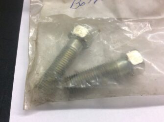 1983 Suzuki Bolt, Handlebar clamp lower