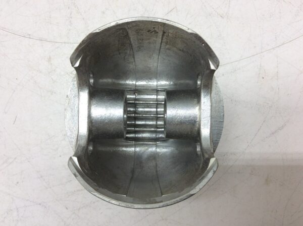 1979 Suzuki Piston OS .050 - Image 3