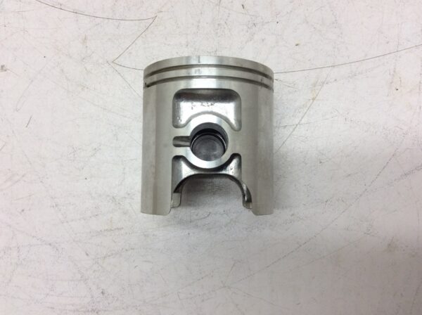 1977 Suzuki Piston OS 0.50 - Image 2