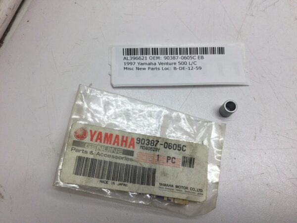 1997 Yamaha Hood Assembly Collar - Image 5