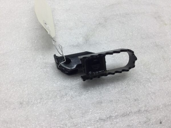 1978 Suzuki Right Footrest - fits RM400 - Image 2