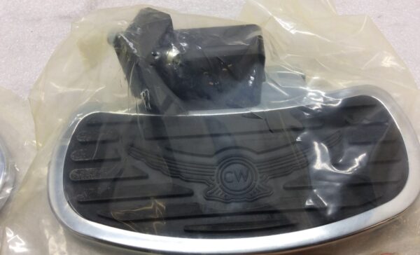 2003 Suzuki Rear Foot Board - Image 4