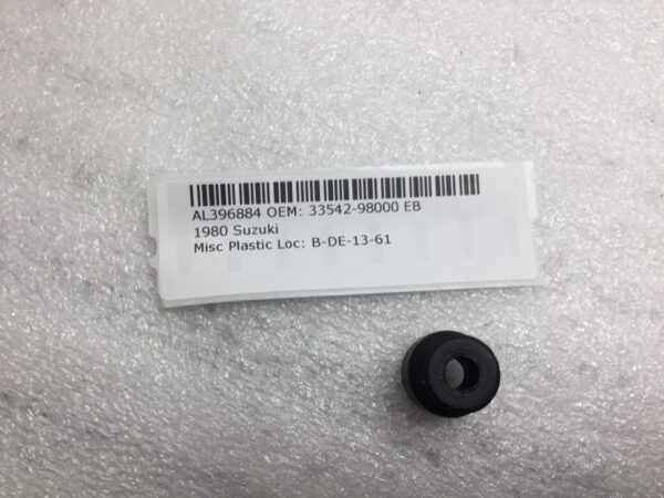 1980 Suzuki High Tension Cord Seal - fits GS250 - Image 5