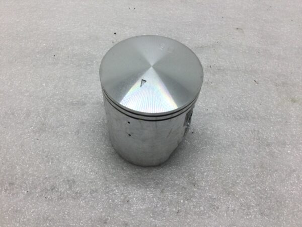 Piston