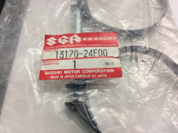 1999 Suzuki Clamp, Intake Pipe - Image 3