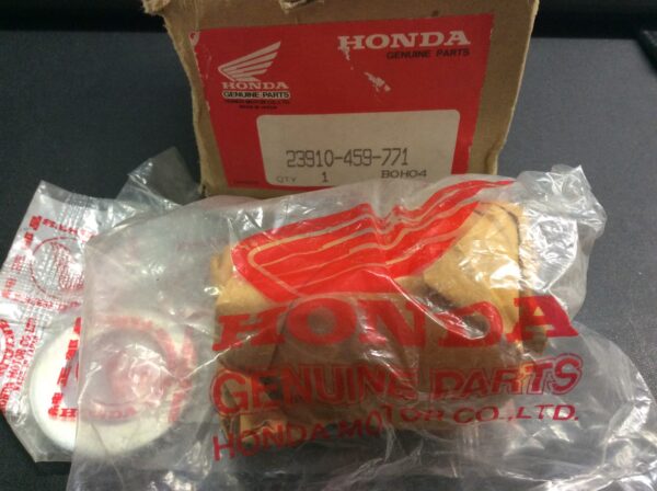 1981 Honda Gear, Sub-Transmission Countershaft (23T) - Image 2