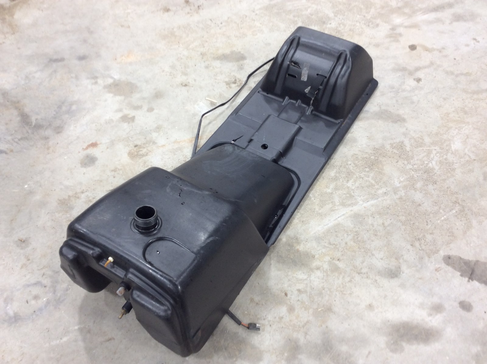 1995 Polaris Gas Tank - Image 2