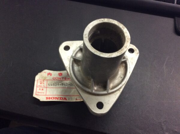 1976 Honda Hub, Front Wheel - Image 2