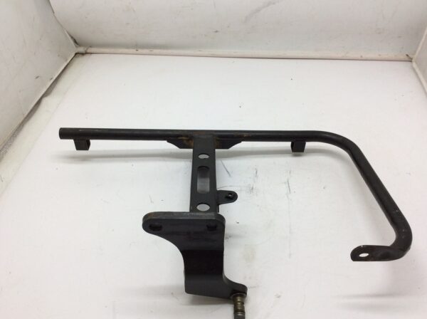 2010 Suzuki LH footrest - Image 5
