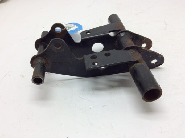 2009 Polaris H BRACKET REAR SUSPENSION - Image 3