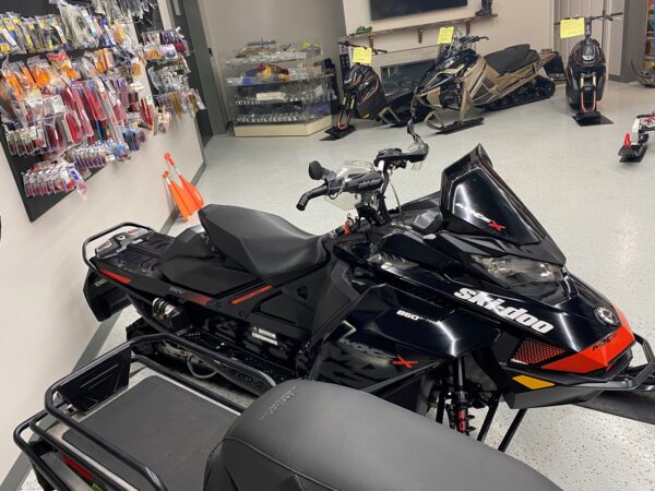 2017 Skidoo MXZ X 850 ETEC 129"- 6845 Miles - Image 3