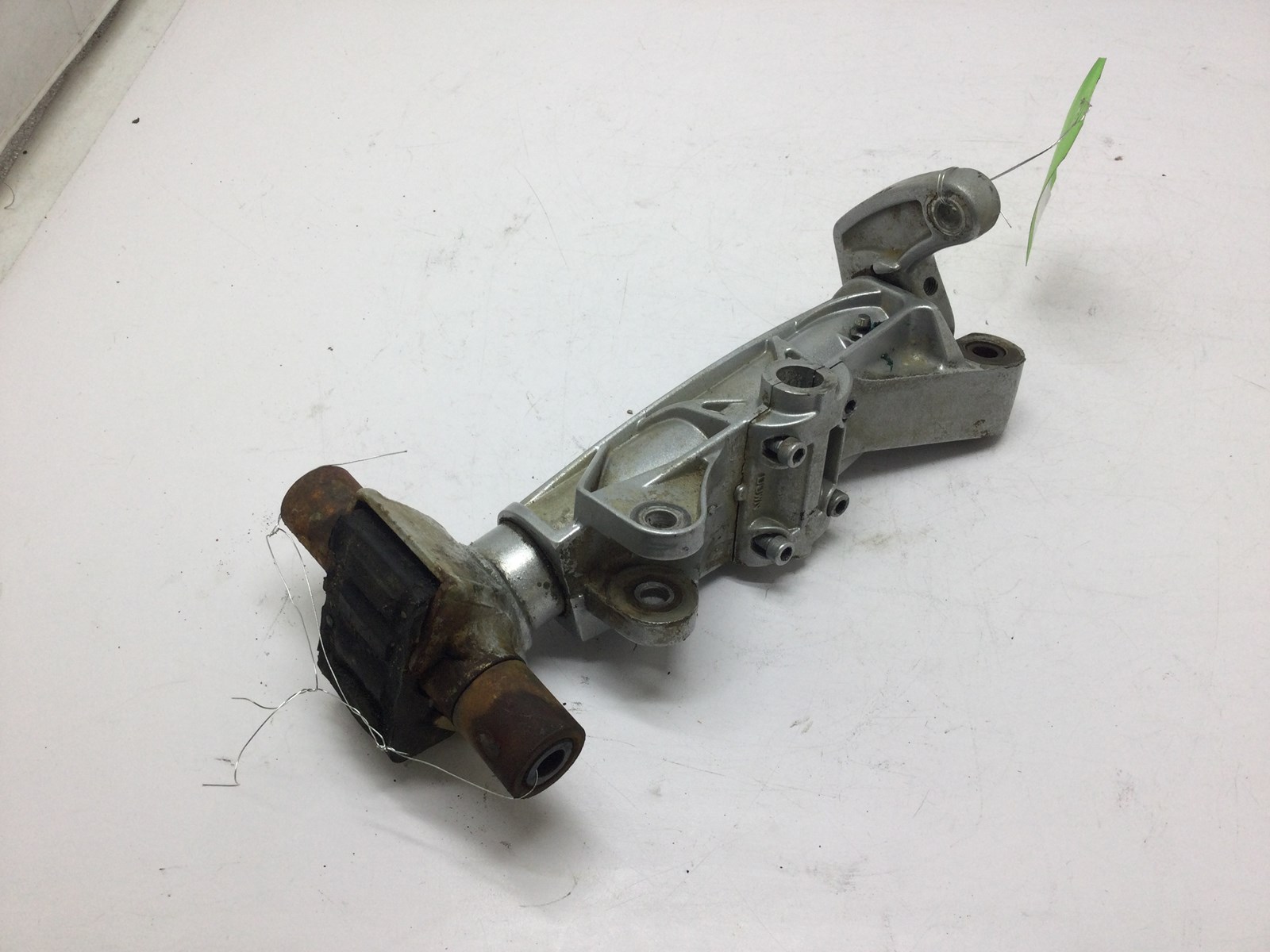 2009 Arctic Cat RH Ski Spindle - Image 3