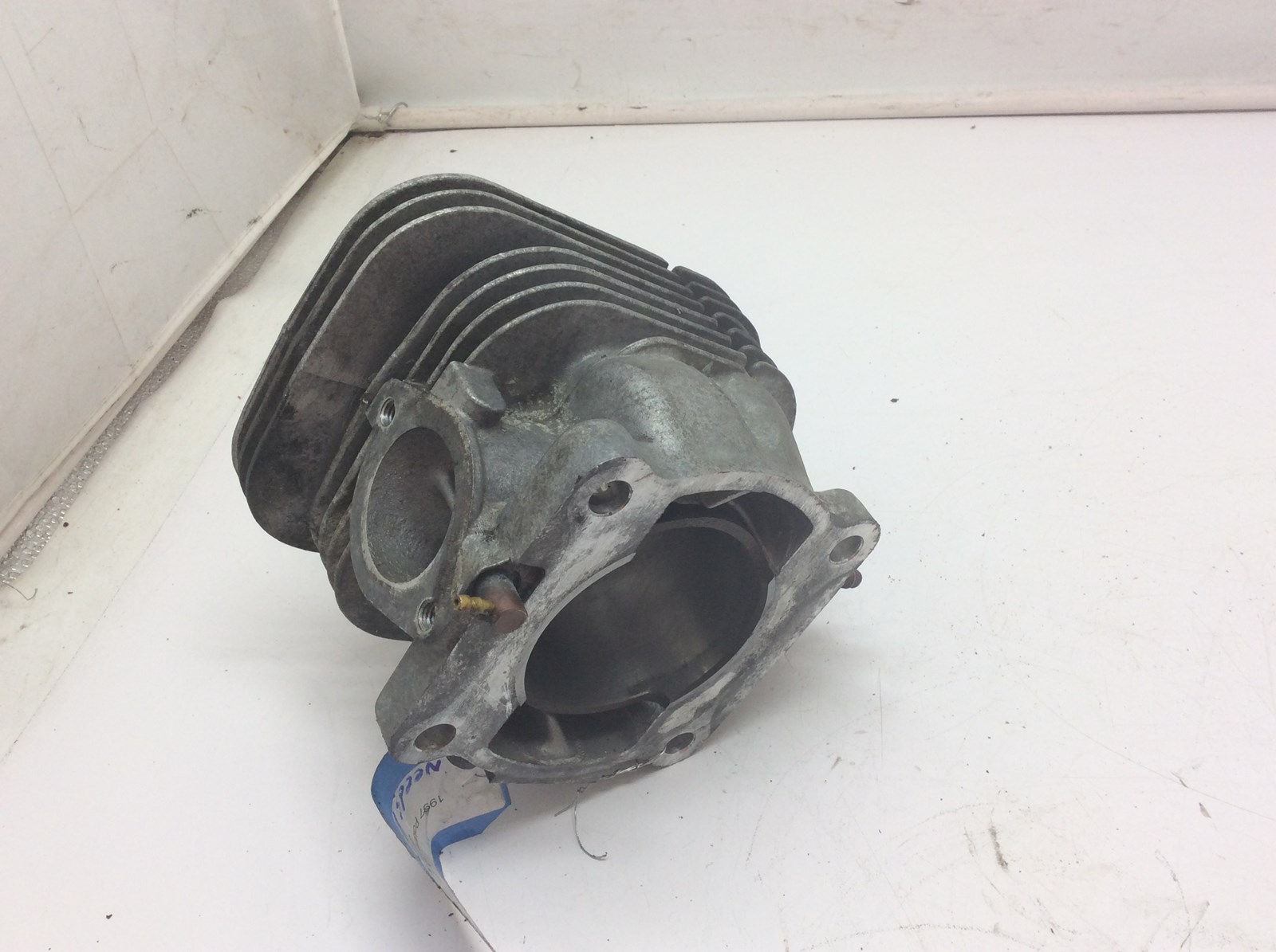 1986 Polaris Used Cylinder - Image 3