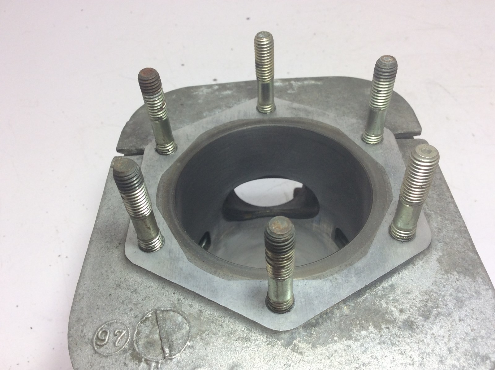 1986 Polaris Used Cylinder - Image 4